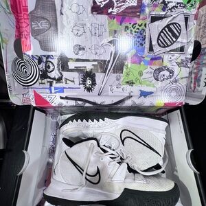 Nike Kyrie 7 TB Basketball Shoes White Black